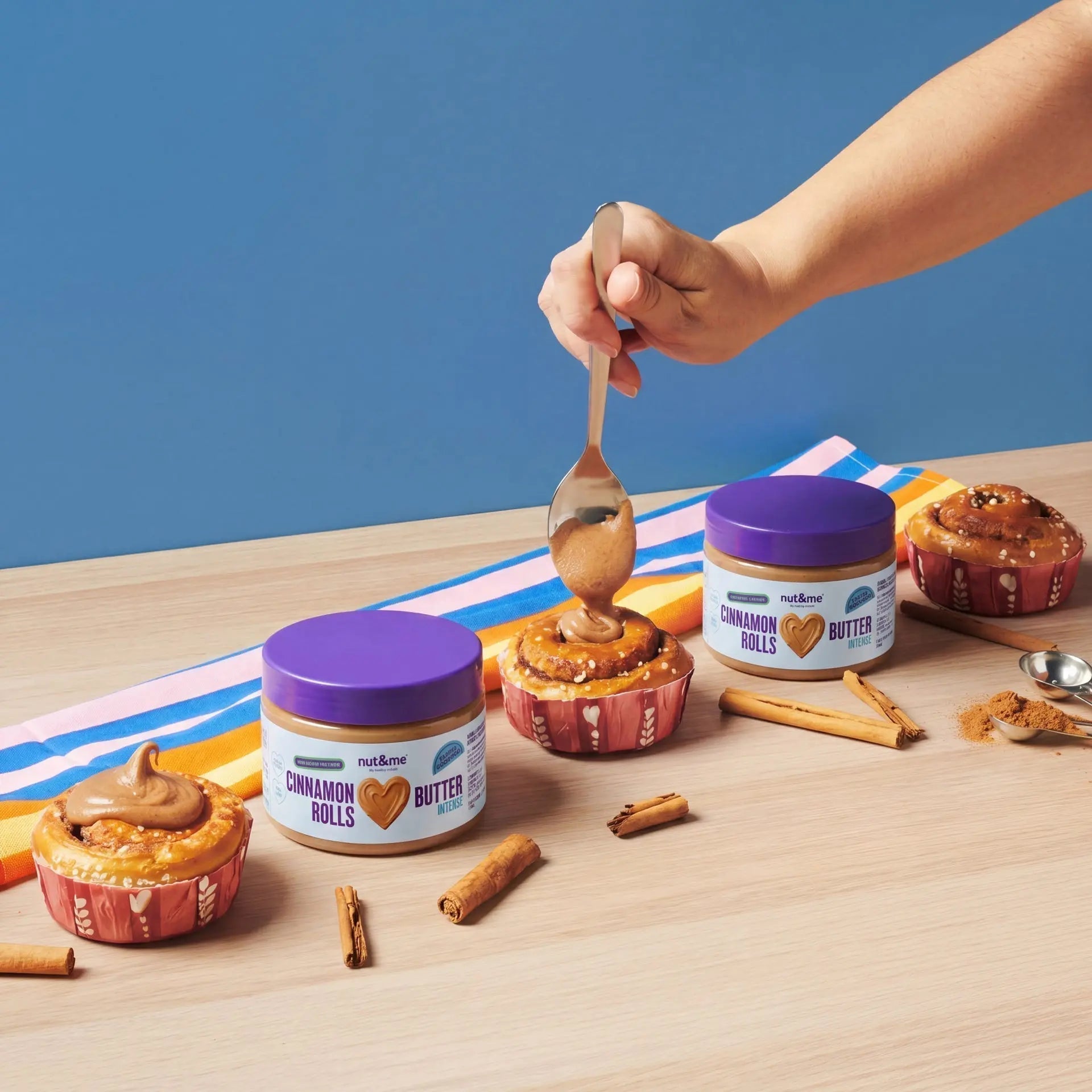 Rollitos de canela con crema cinnamon rolls nut&me