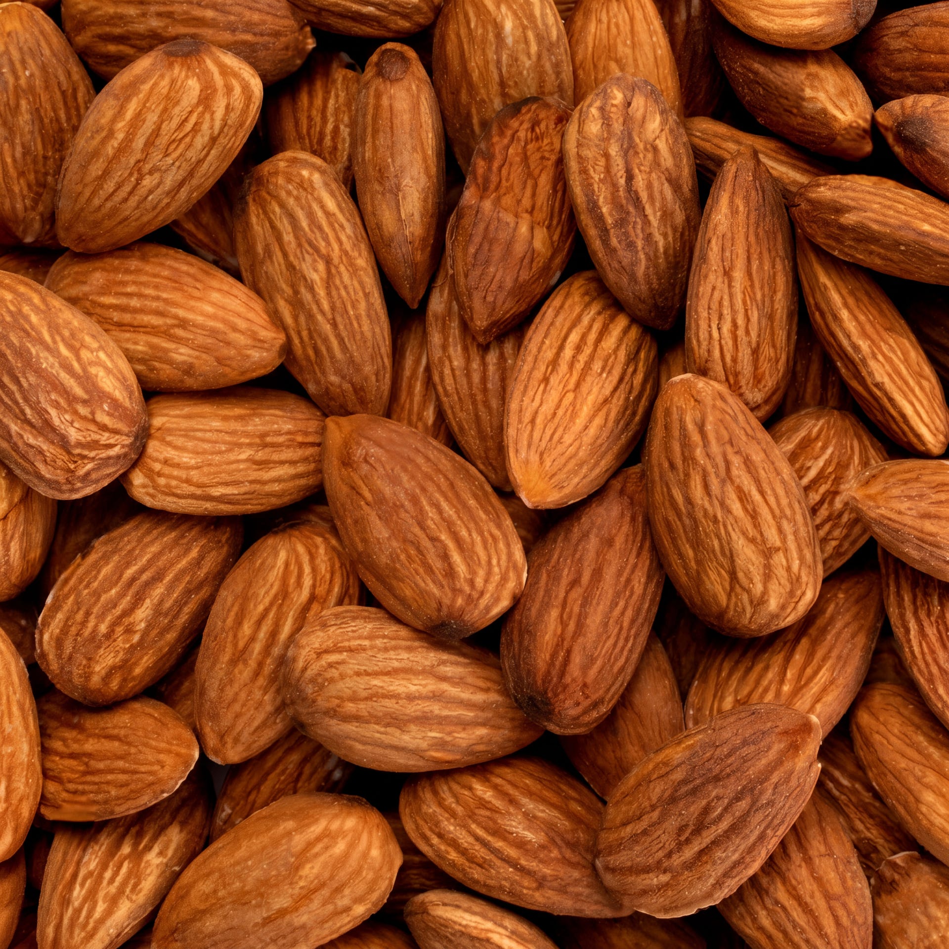 Almendra natural con piel 1kg